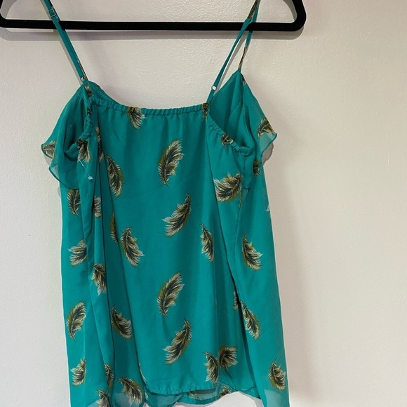 Feather pattern tank top - Picture 9 of 9